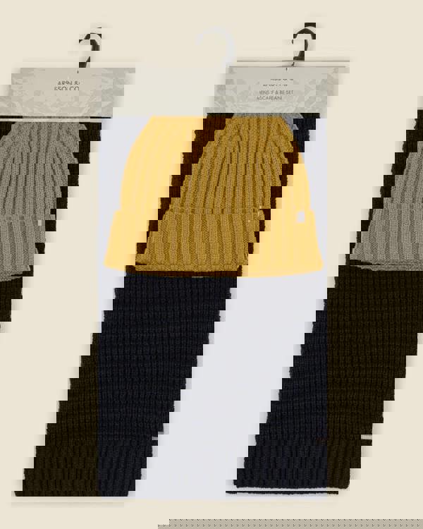 Larsson & Co Imatra - Waffle Scarf & Ribbed Beanie Set