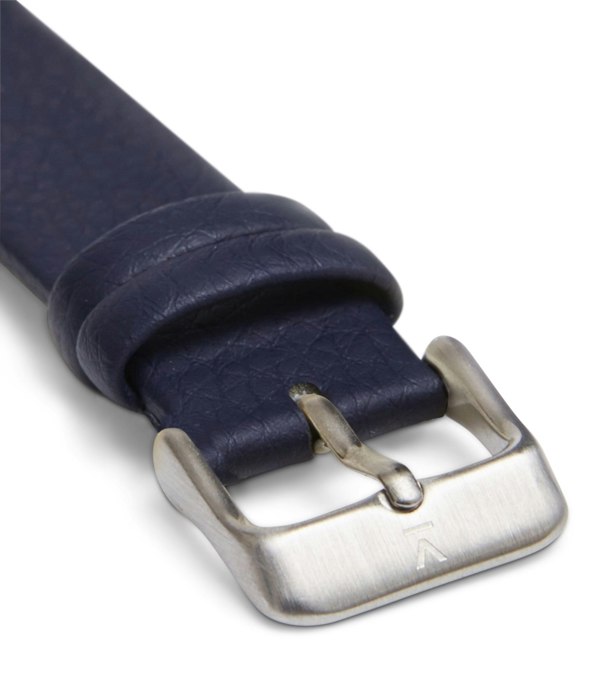 Votch Navy with brushed silver buckle | 18mm