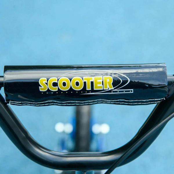 Close-up of black U-shaped handlebar with blue accent bar and metal stem