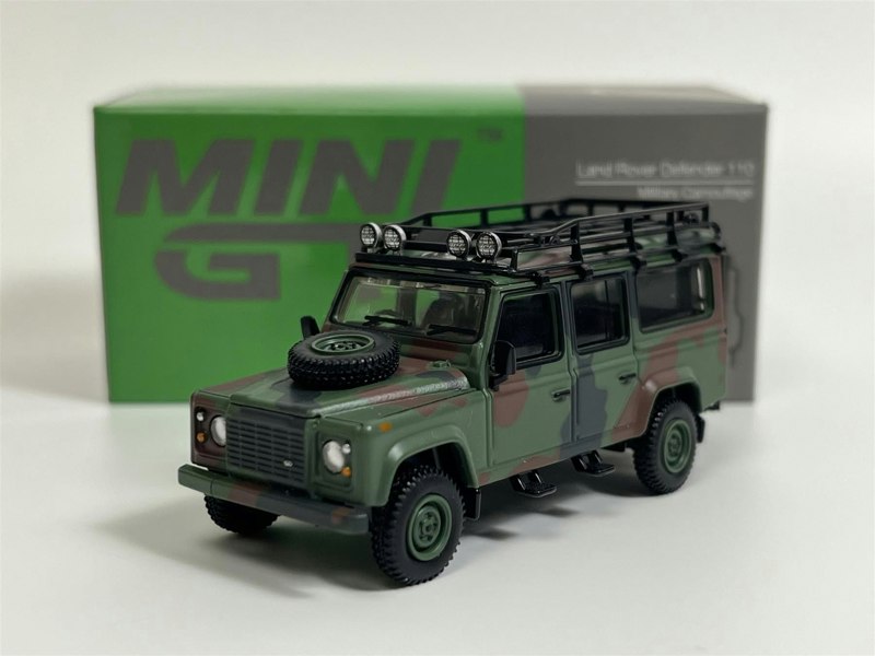 Mini GT Land Rover Defender 110 Military Camouflage RHD 1:64 Scale Mini GT MGT00237R