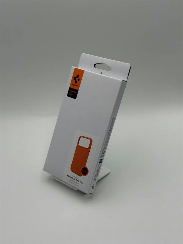 Spigen Silicone Fit Case with MagSafe for iPhone 17 Pro Max 6.7" Cosmic Orange - ACS11378