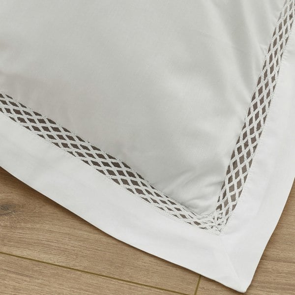 Catherine Lansfield Classic Lattice Lace Duvet Cover Set White