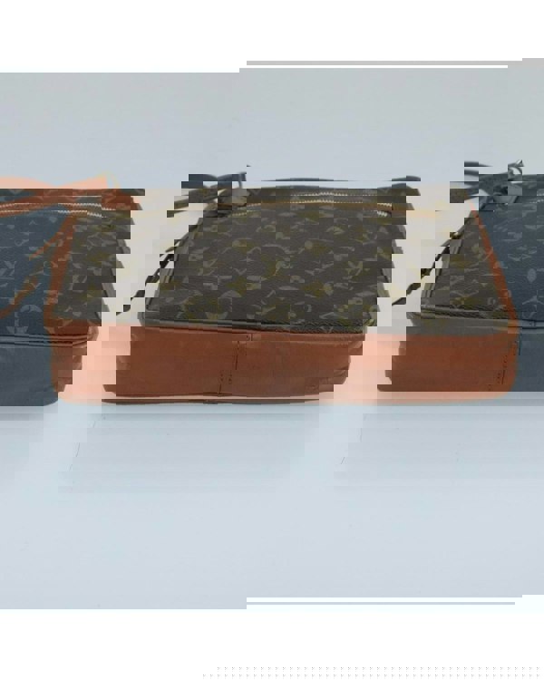 205662082.jpg