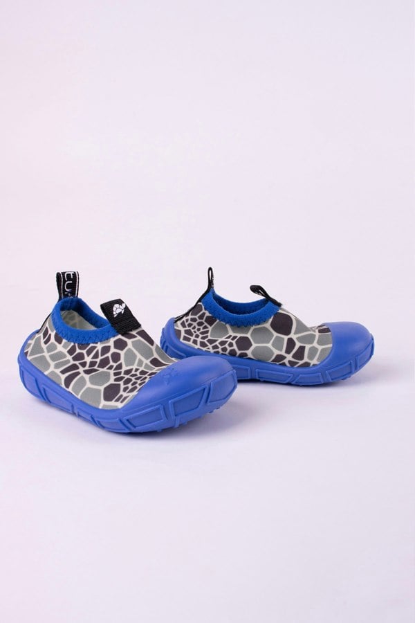Turtl Kids' Recycled Water Shoes in Blue & Shell Print
