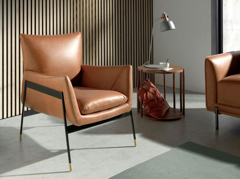 Angel Cerdá Brown Leather Swivel Armchair 5091