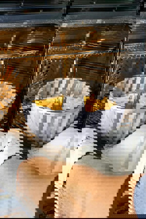 MasterClass Cast Aluminium Decorative Swirl Cake Tin, 24cm