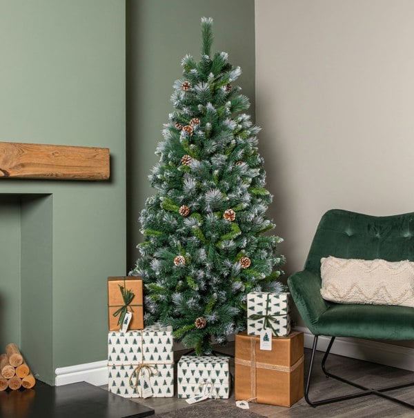 Samuel Alexander 6ft (1.8m) Frosted Glacier Pine Snow Tipped Christmas Tree with Pine Cones and 710 Tips