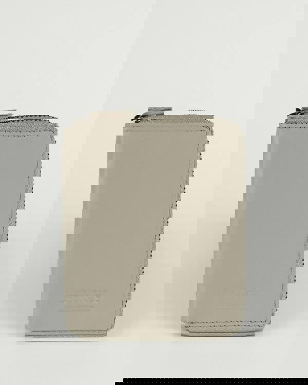 Larsson & Co Zip Up Leather Wallet