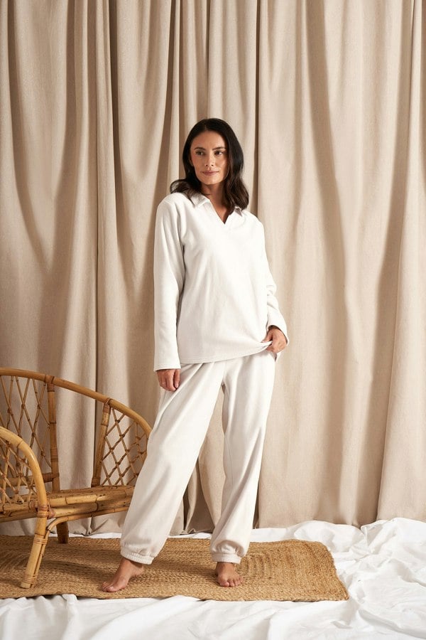 Pretty You London Fleece Lounge Set in Stone