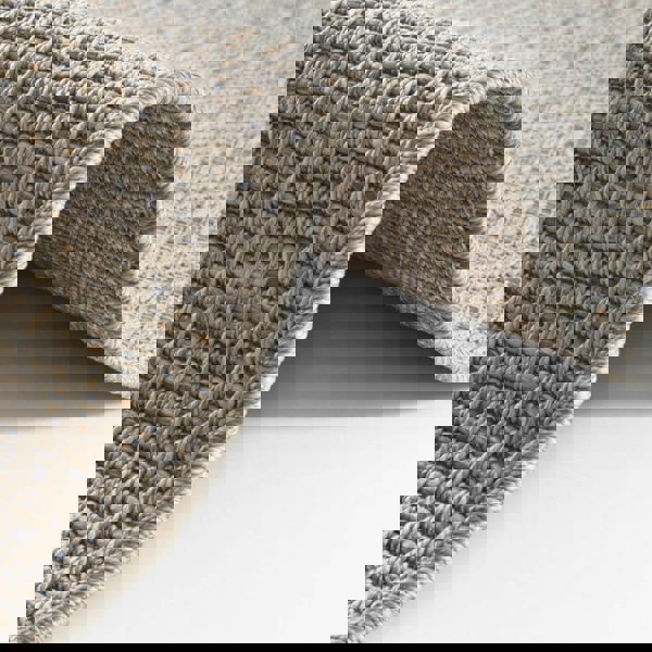 Flatwoven Indoor-Outdoor Runner Nature Chevron Design