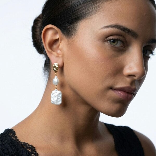 Uchi & Soto Shinju Gold Square Pearl Earrings