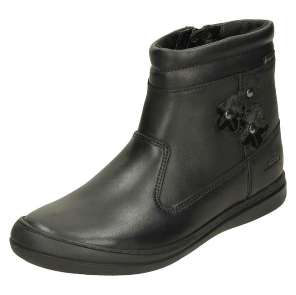 Clarks Girls Clarks Flower Detailed Ankle Boots ScooterGoGTX