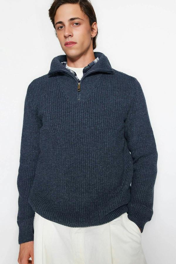 WOVCOR Regular Woolen Zippered Turtleneck Knit Men's Sweater