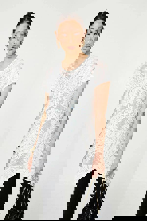 White | Floral Textured Hanky Hem Tunic Top