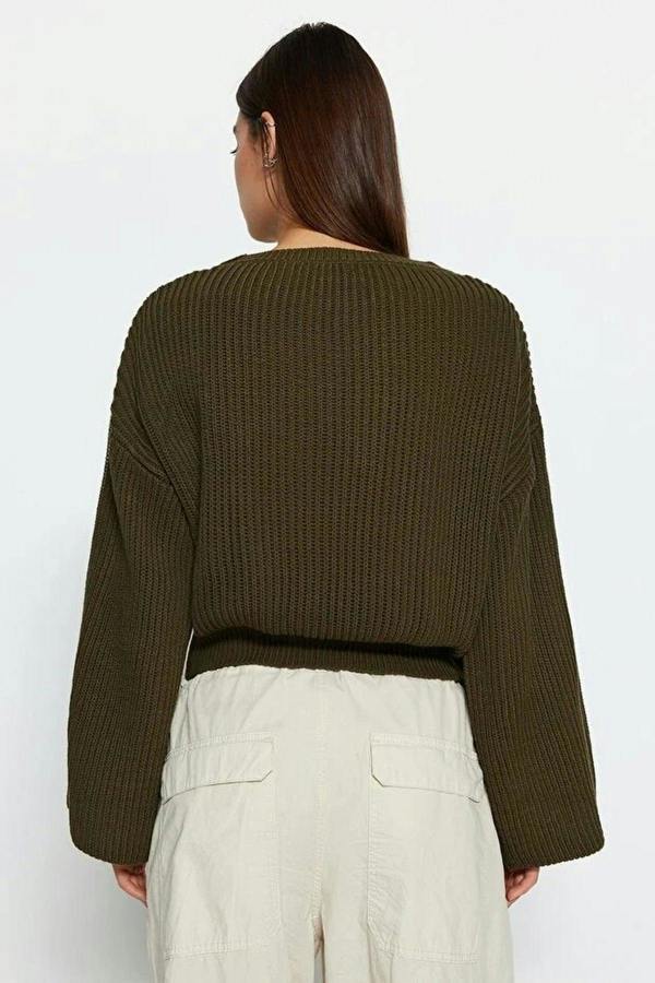 WOVCOR Crop Knit Sweater with Spanish Sleeve