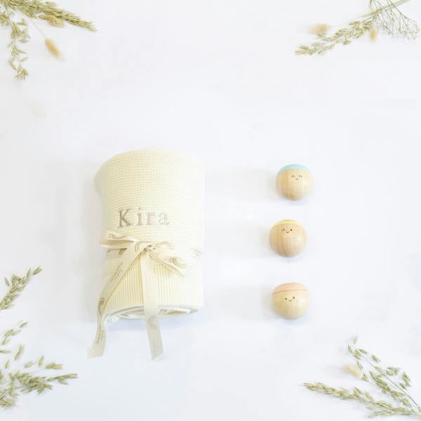 The Baby Gifting Company BLANKET AND SENSORY BALLS GIFT SET