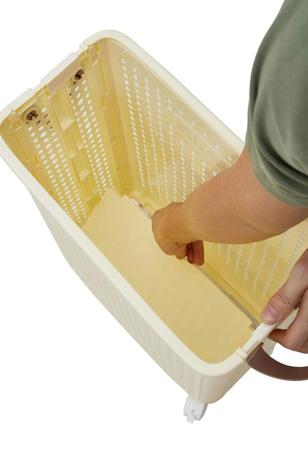 Living and Home Foldable Laundry Basket with Wheels