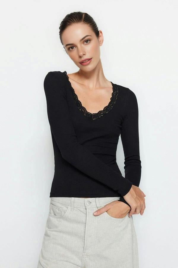 WOVCOR V-Neck Lace Detail Ribbed Cotton Stretch Knit Blouse