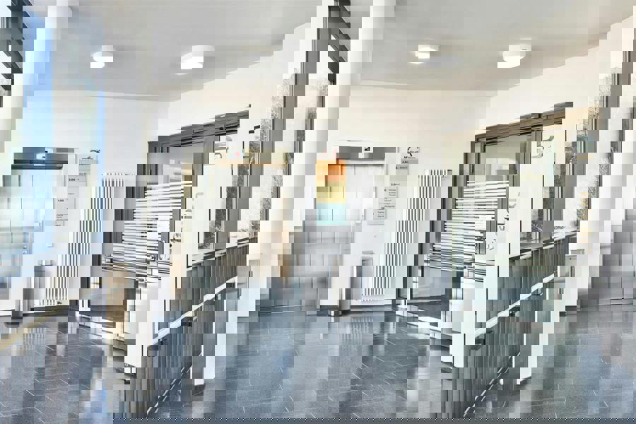 Durable Motion Sensor Bin | Smart Automatic Steel Kitchen Waste Bin | 35L Silver