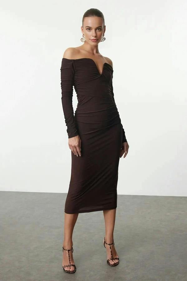 WOVCOR Fitted Carmen Neck Knitted Dress