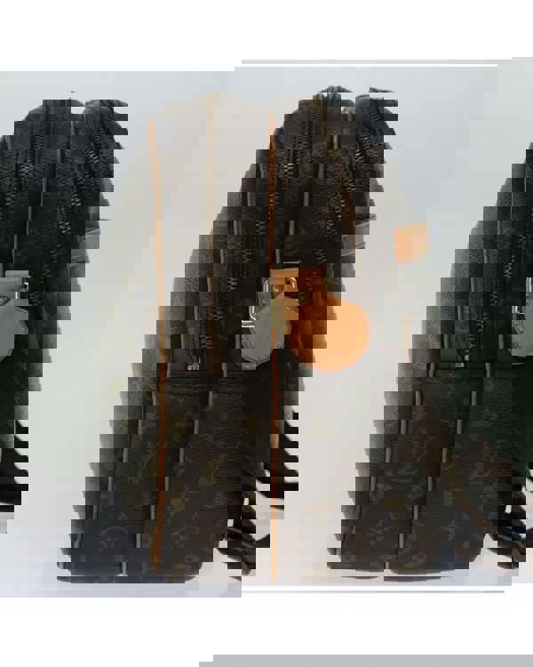 168646300.jpg