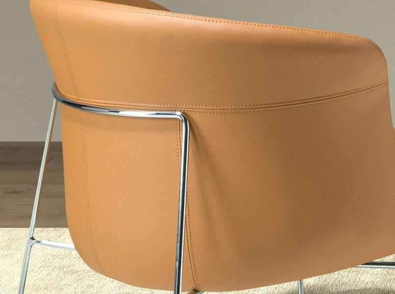 Angel Cerdá Armchair upholstered in brown leatherette 5192