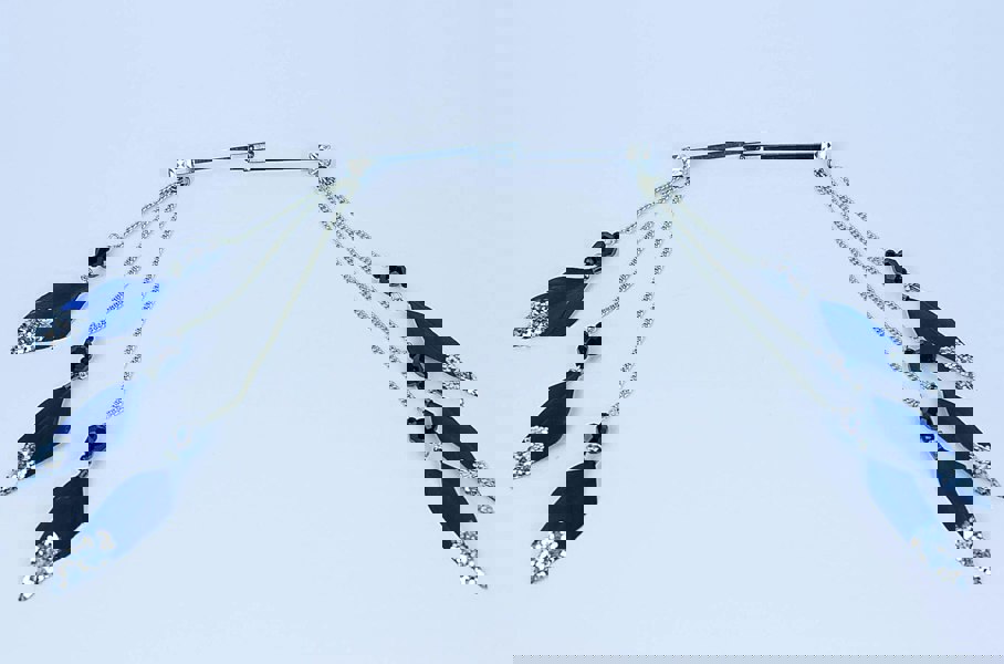 feather hair clips blue with diamante