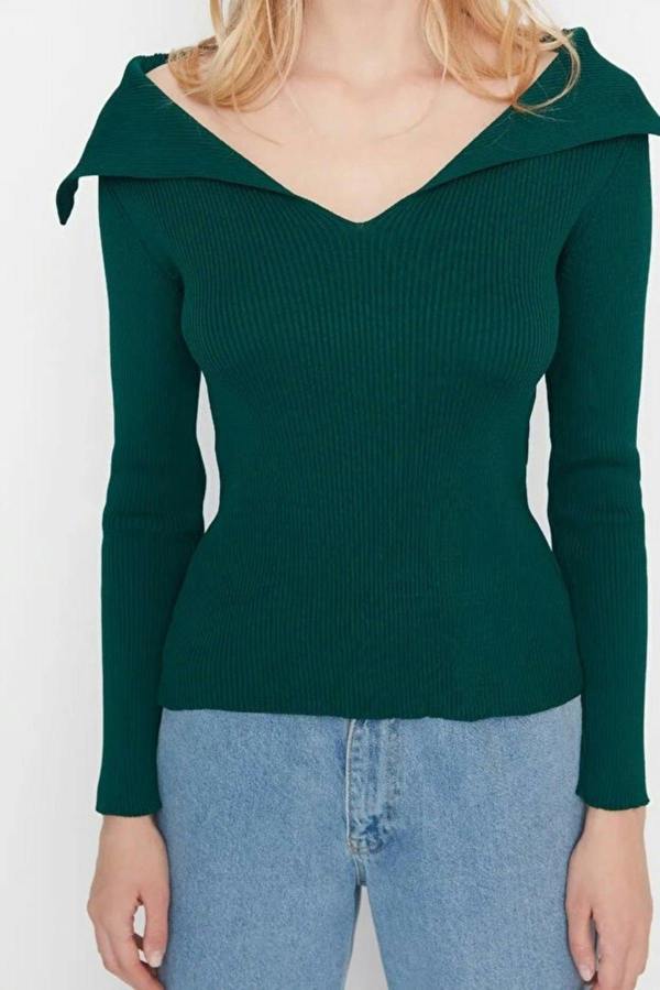 WOVCOR Carmen Collar Knit Sweater