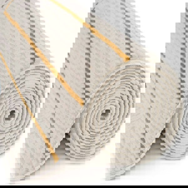 Geometric Living Room rug, gold-cream colours, stain-resistant and non-shedding