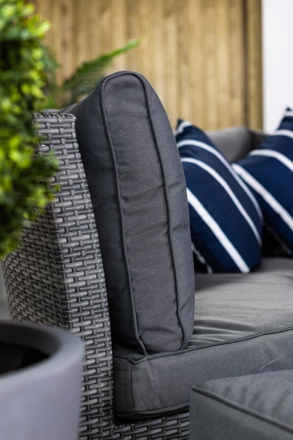 Giardino Delphi 3-in-1 Modular Round Sofa Daybed & Dining Set