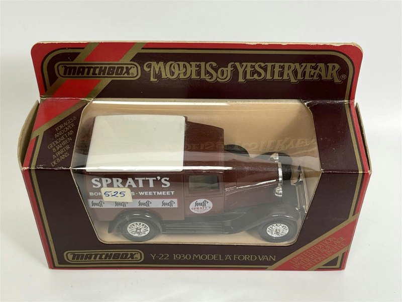 MCSlots Model A Ford Van 1930 Spratts 1:40 Scale Models of Yesteryear Matchbox Y22D S8