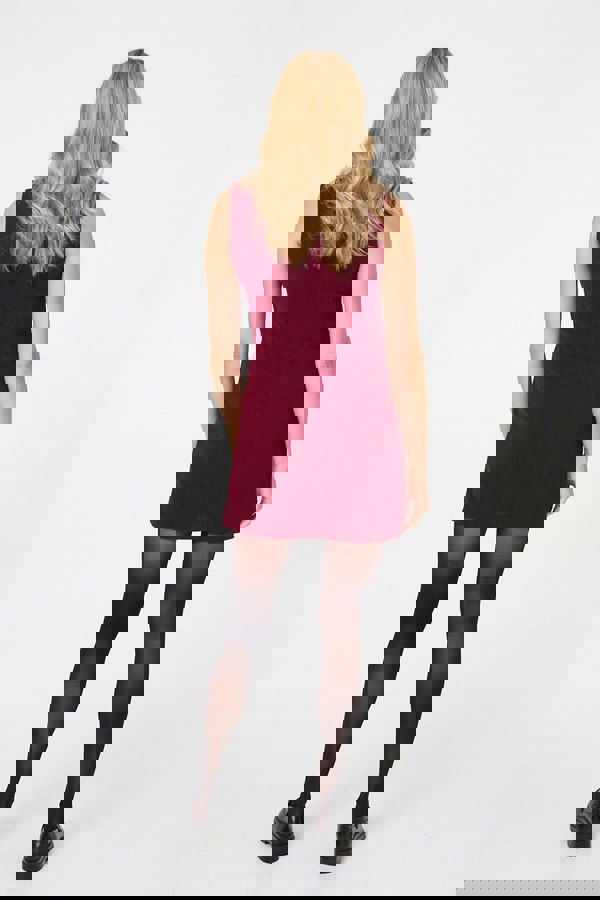 Red | Sleeveless Relaxed Short Shift Dress
