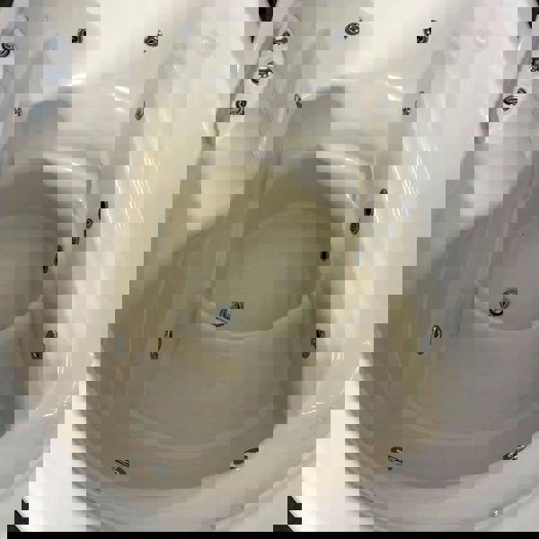 Wood Fired Ofuro Style Hot Tub, Fibreglass/ Liner, for couples.