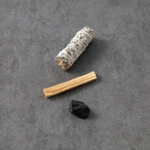 Myga Smudge Ritual Set – Cleanse, Protect & Invite Positive Energy