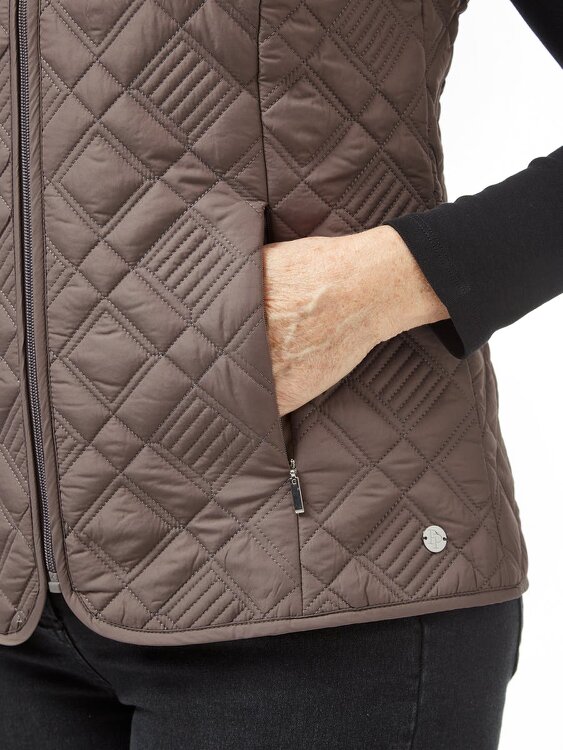PennyPlain Diamond Quilt Gilet - Latte