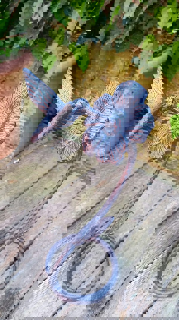 Inspirational Gifting Hummingbird Garden Sculpture Ornament Decor