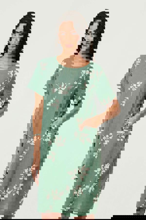 Green | Leaf Print Relaxed Knee Length Dress