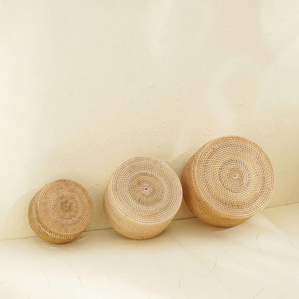 Round Rattan Storage Basket | Wicker baskets S, M and L in 4 colours - Coastal Villa Homeware