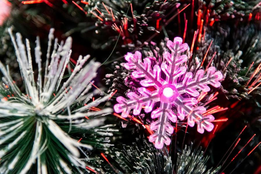 2ft to 6ft Snowflakes and Berries Fibre Optic Pre-Lit Christmas Trees in Green PVC image 9