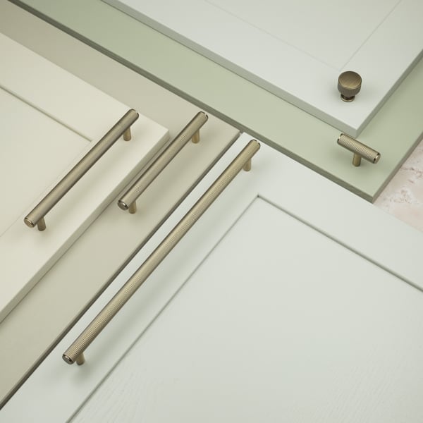 Handle & Home Antique Brass Reeded Handles and Coordinating Knobs