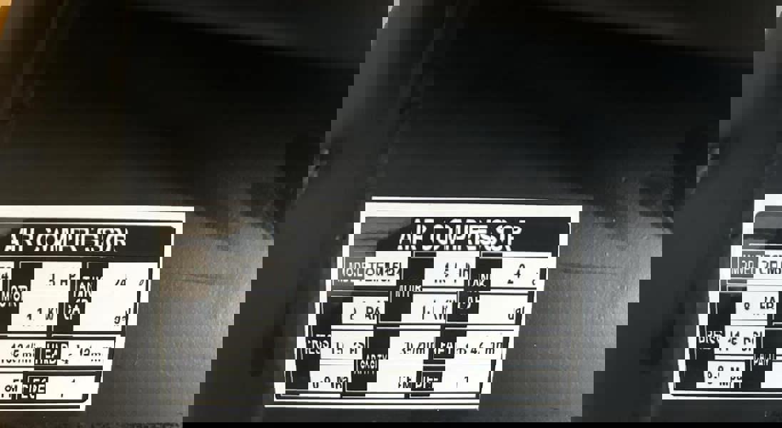 Portable Electric Air Compressor 24L 135LPM 8 BAR / 115PSI (1.5HP 1.1KW Lightweight Garage Workshop)