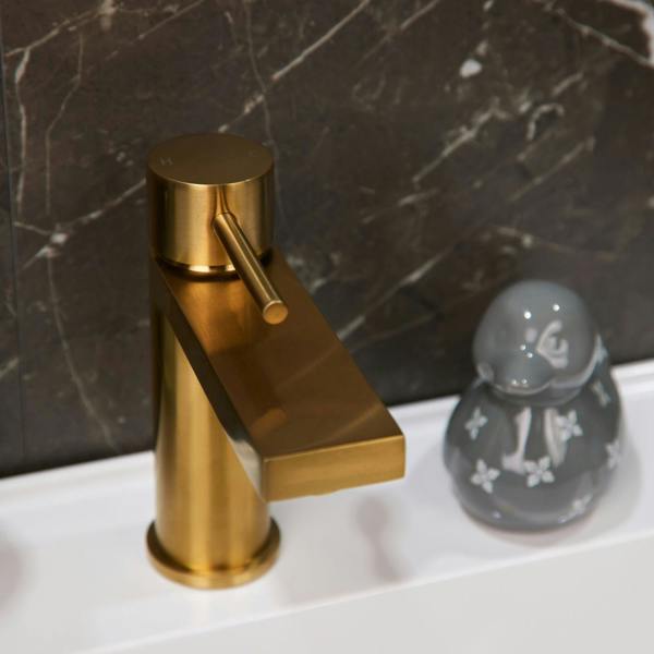 Flode Eslov | Mono Basin Mixer Tap | Brushed Brass