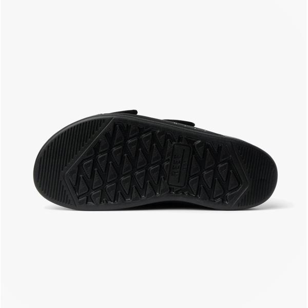Reef PHANTOM TRADEWIND Cross Strap Sandals   in  Black