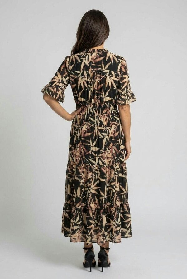Izabel London Leaf Print 1/2 Flared Sleeve Midi Dress