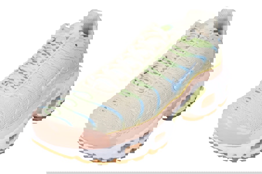 Nike Womens Air Max Plus Dz3671  800 - Crimson Tint Glacier Blue 800 - Photo 0