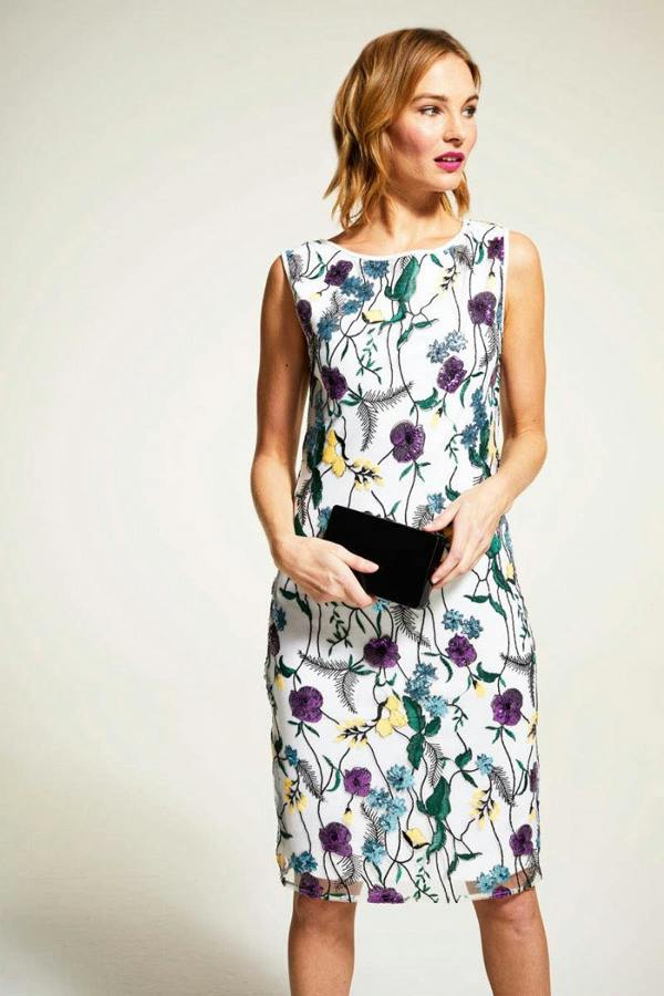 HotSquash Sleeveless Embroidered Shift Dress