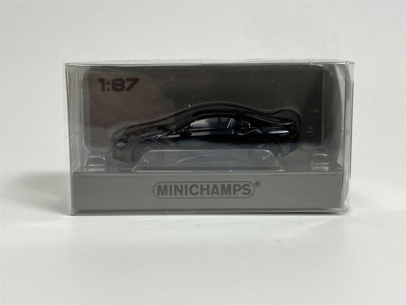 Minichamps BMW i8 Coupe 2015 Grey Metallic 1:87 Scale 870028222