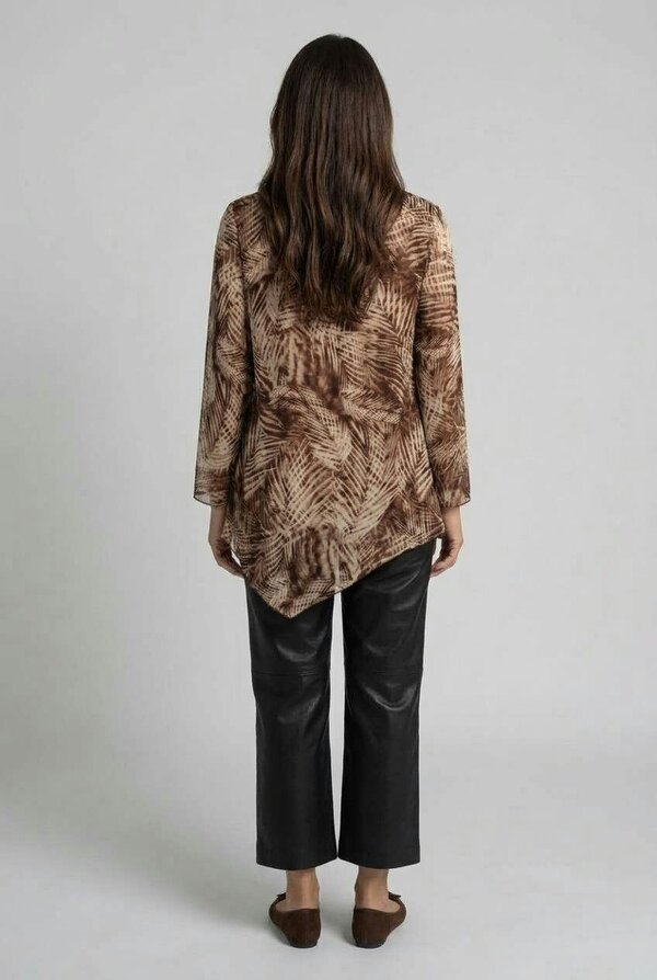 Izabel London Printed Long Sleeve Hanky Hem Tunic Top