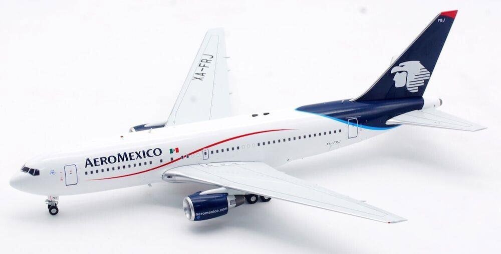 MCSlots B767-283/ER Aeromexico XA-FRJ With Stand 1:200 Scale Inflight200 IF762AM1223