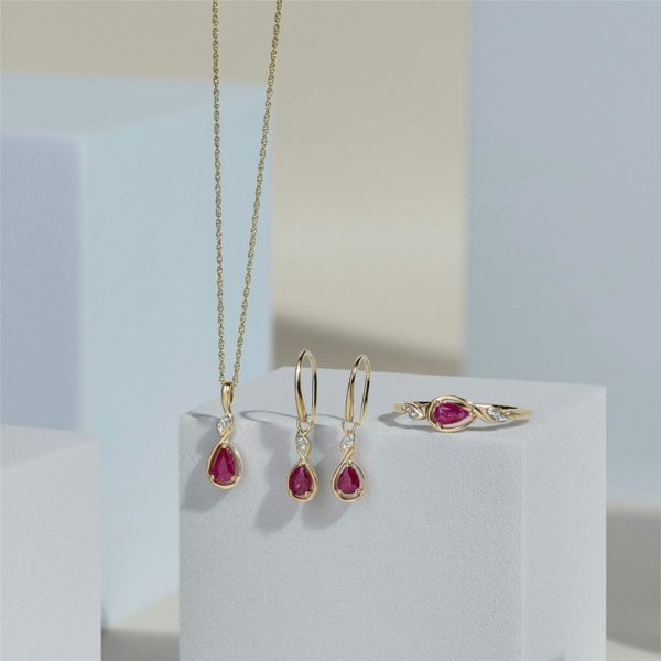 Gemondo Classic Pear Ruby & Diamond Drop Earrings In 9ct Yellow Gold